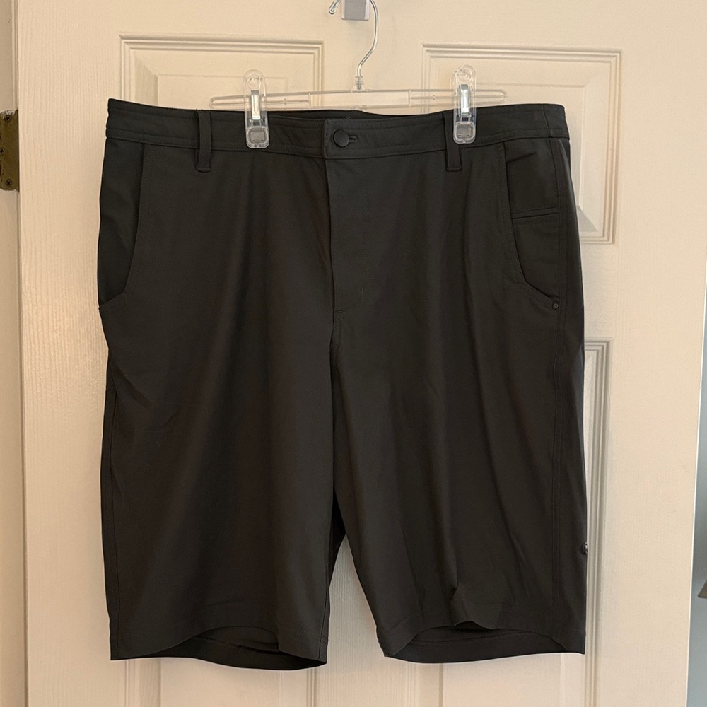 lululemon athletica Men's Black Performance Shorts